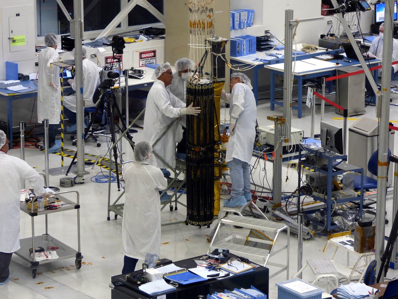 中国激光武器技术突破与未来展望，最新消息及违法犯罪问题探讨